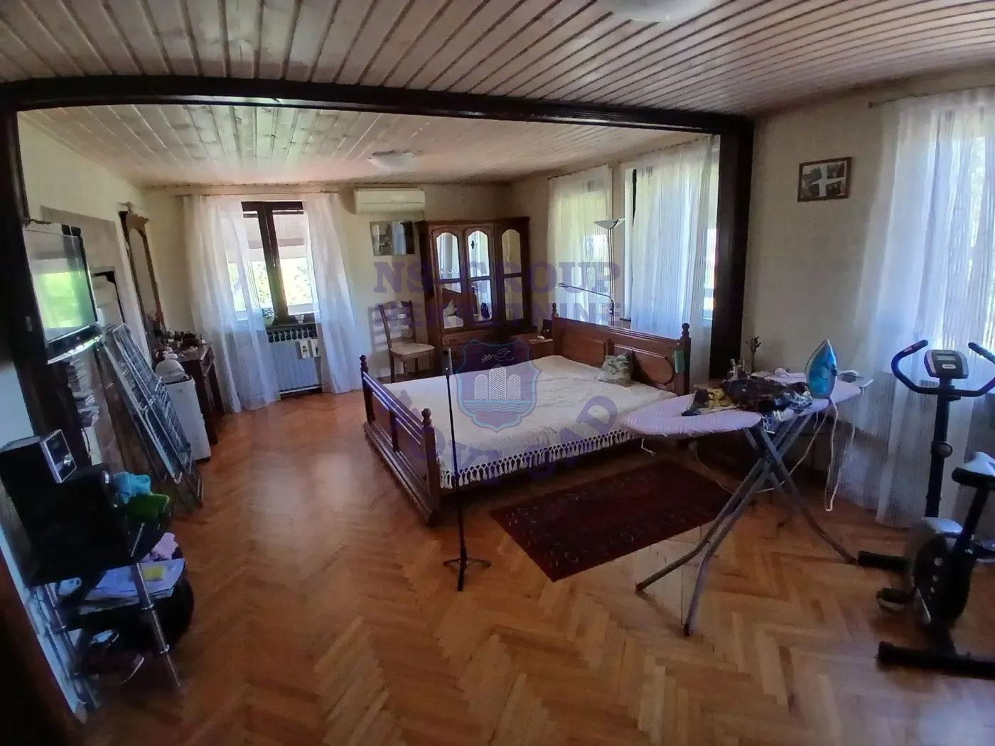 kuca na prodaju Ledinci 322m2 569131