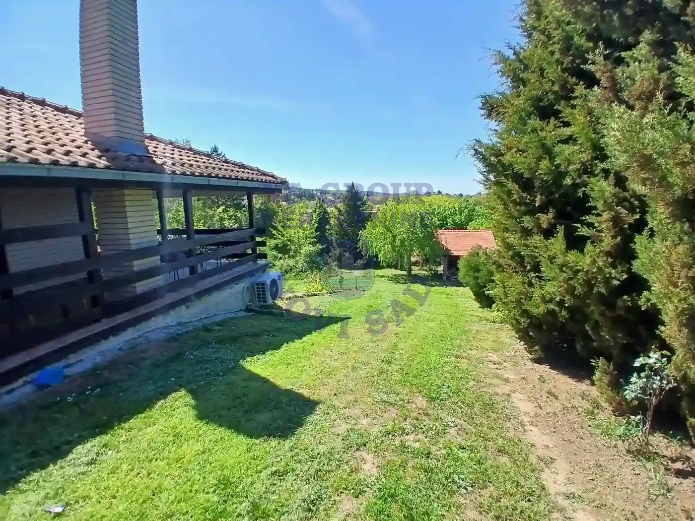 kuca na prodaju Ledinci 322m2 569131