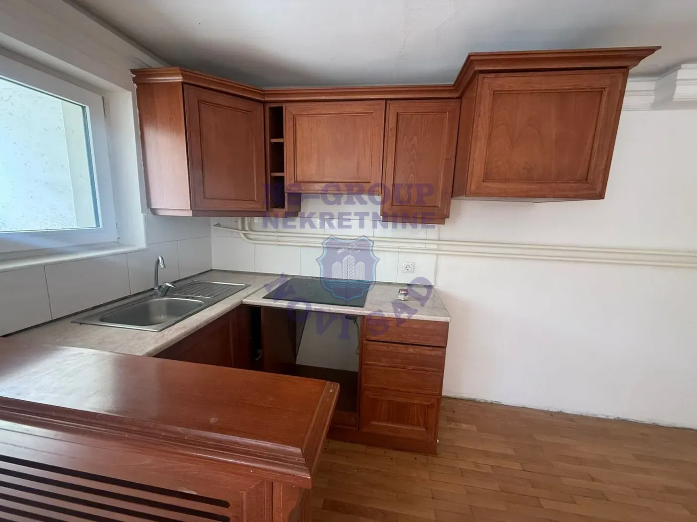lokal na prodaju Novi Sad 74m2 569182