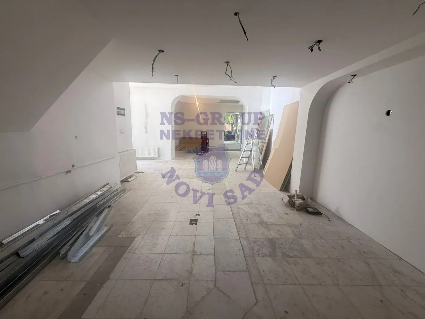 lokal na prodaju Novi Sad 74m2 569182