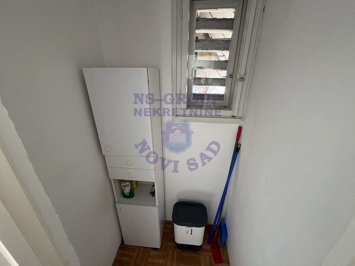 stan na prodaju Novi Sad 64m2 569189