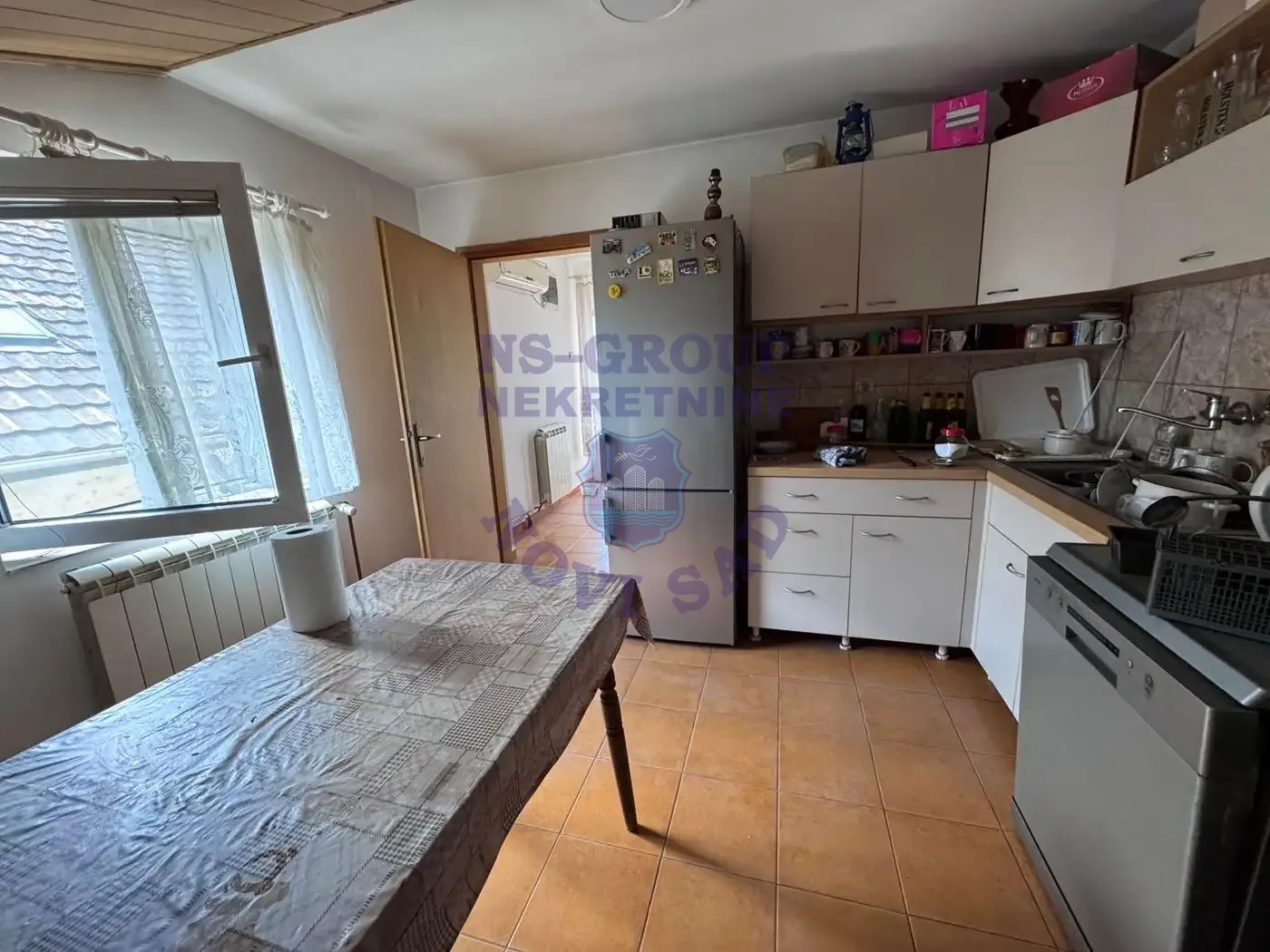 kuca na prodaju Sremski Karlovci 351m2 569069