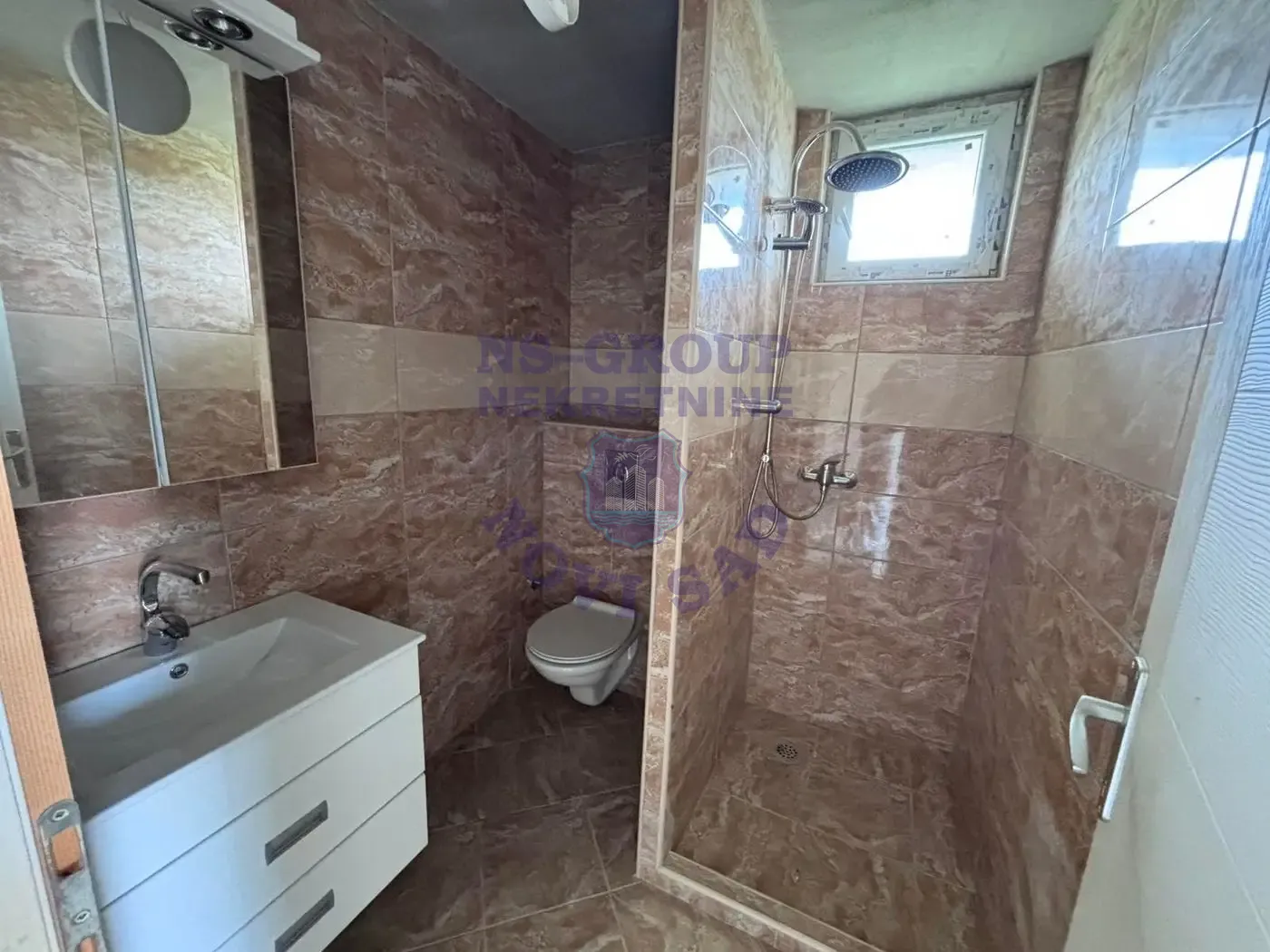 kuca na prodaju Irig 109m2 569302