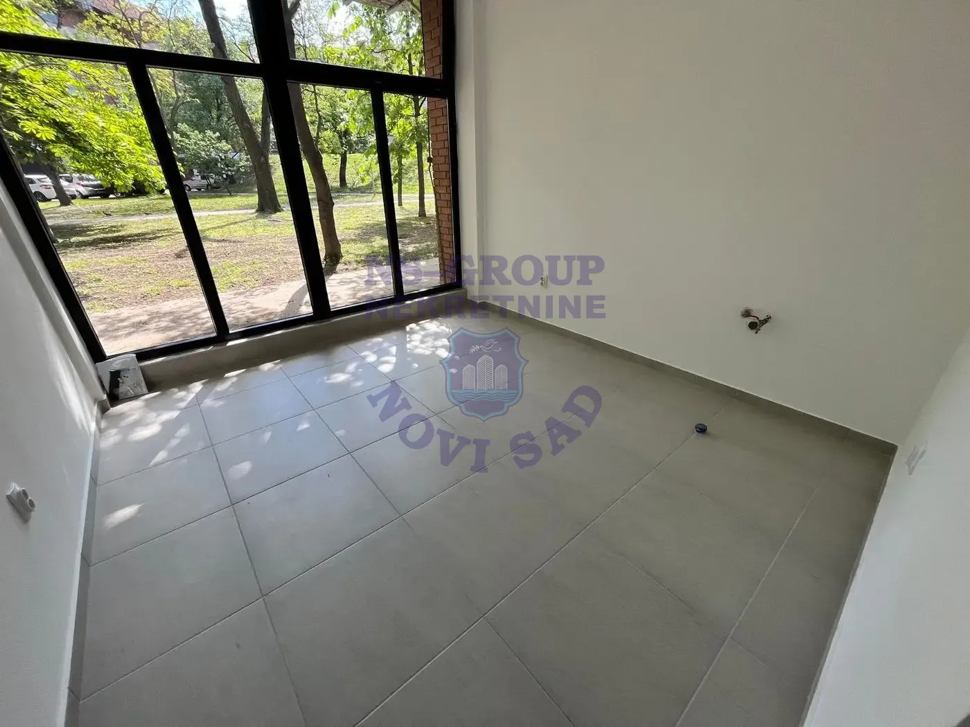 lokal za izdavanje Novi Sad 35m2 16229