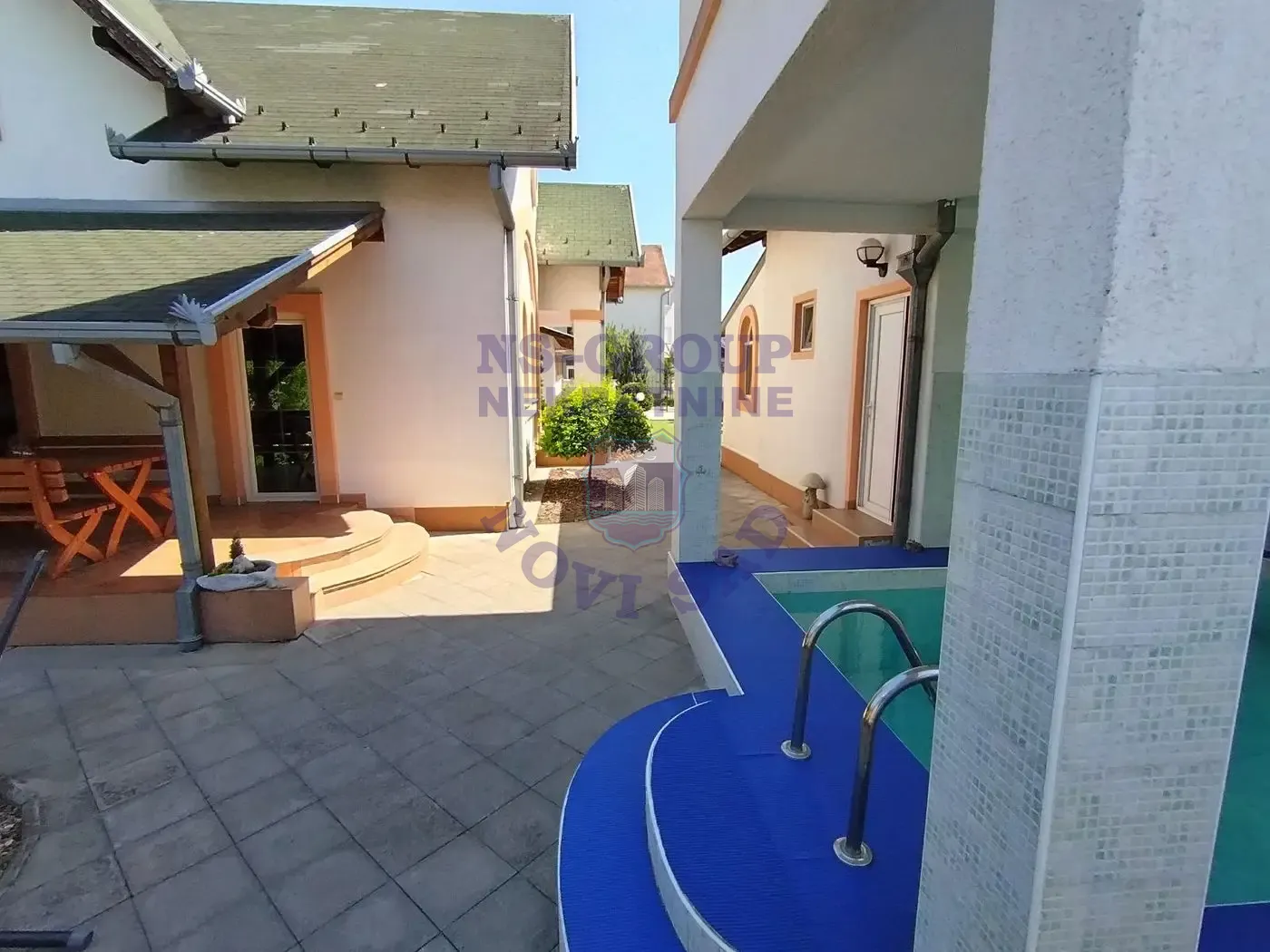 kuca na prodaju Novi Sad 232m2 569018